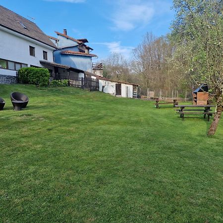 Alojamiento Con Jardin Y Barbacoa Onís Eksteriør billede
